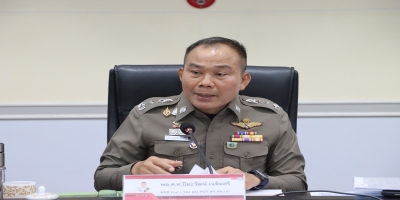 ประชุมบริหารตำรวจภูธรภาค 9 ครั้งที่ 8/2569 ทั้งนี้พร้อมมอบเงินกองทุนเฉลิมศรี เพื่อเป็นกองทุนสวัสดิการ ต่อจากนั้นมอบประกาศเกียรติคุณให้กับข้าราชการตำรวจที่ปฏิบัติหน้าที่และมอบเครื่องซักผ้า-อบผ้า ให้แก่ฐานปฏิบัติการในพื้นที่ จชต.